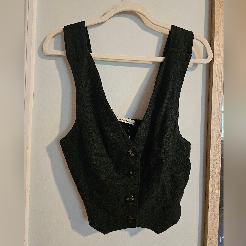 NWT Abercrombie & Fitch Black Linen Vest